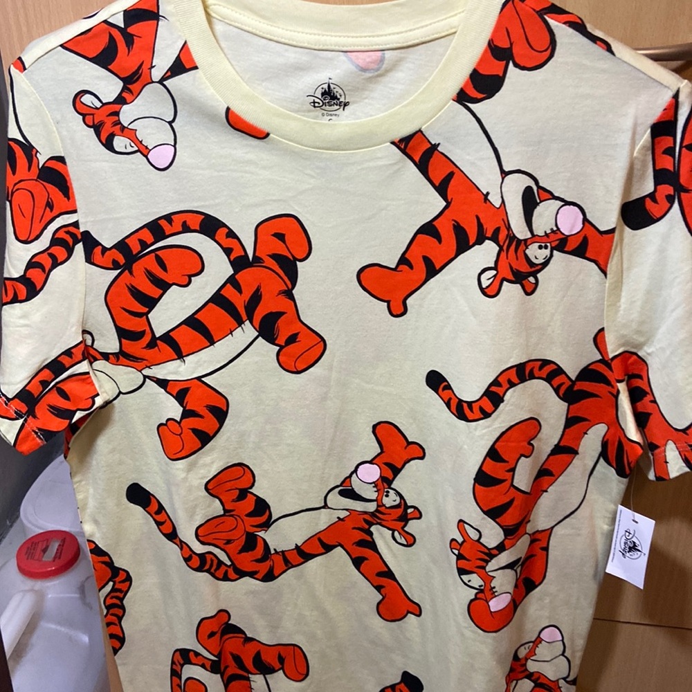 🧡🖤Tigger T-shirt🧡🖤